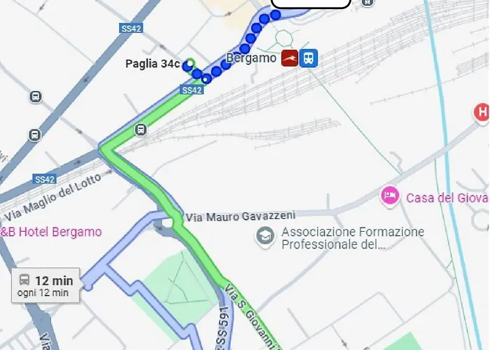 Lägenhet La Mansarda Del Centro *